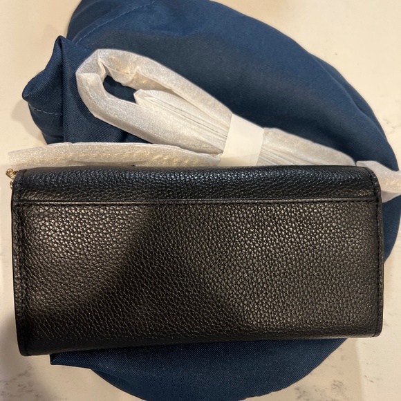 Cole Haan Wallet With Chain NWT - Picture 5 of 7